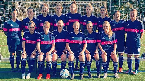 Hintere Reihe von links: Elena Chamoulias, Scarlett Nieswandt, Julia Galle,Aline Bohn, Aleyna Sügirmen, Stefanie Bornträger, Nicole Zöllner, Isabell Kugler, Karin Betz
2. Reihe von links Leslie Ehrmann, Nathalie Hofmann, Marina Herbst, Lucie Schmidt,Lena Petritschka, Anika Wahl
es fehlen:
Janice Vögele,Kerstin Karthaus,Derya Bartan, Tamina Jerger, Melanie Knödler, Katharina Schlageter, Davina Kühnle, Caroline Gehring, Trainer Thomas Nieswandt und Bernd Weller