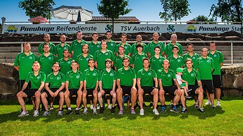 TSV Auerbach - Saison 2013/2014
h.R.v.l.n.r.:Joachim Guthmann(Vorstandsmitglied), Ragip Kuday, André Herb,Tim Wagner, Stefan Lenz, Sinan Cakan, Guillermo Di Franco, Paul Dörnhöfer, Fredy Pfeiffer (1. Vorsitzender)
m.R.v.l.n.r.: Thomas Bossert (2. Vorsitzender), Jan Becker (Trainer), Sebastian Reuss, Manuel Becker, Frieder Gorriahn, Sorel Schwab, Erik Schmidt, Nils Messaros, Jonas Wagner, Udo Bossert (Spielausschuss), Klaus Bentz (Vorstandsmitglied), Mathias Miskolczi (Spielausschuss).
v.R.v.l.n.r.: Max Wenz, Pascal Pfeiffer, Steffen Pfeifer, Raphael Karcher, Chris Mohrhardt, David Bossert, Steffen Langendörfer, Sven Balzer, Mariyan Tolev.