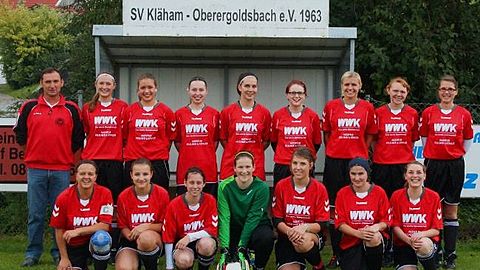 stehend von links: Wagner Hans (Trainer), Hartl Anna, Zieglmayer Julia, Sponbrucker Jessi, Brunner Katja, Huber Katja, Beck Sahne, Stamm Heidi, Summer Julia;   
hockend von links: Lukic Beate, Sigl Katrin, Wagner Claudia, Scheugenpflug Lisa, Brunner Melanie, Schönhütl Susanne, Beede Cornelia;   
fehlend: Sonntag Katharina, Beck Simone, Wimbeck Cornelia, Dobmeier Roswitha, Groß Verena, Wagner Katharina;    
Foto: Tobias Bauer
