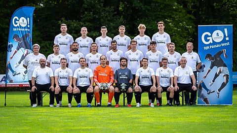 Mannschaftsfoto: Herren - 1. Mannschaft - DJK Passau West - Saison 25/26