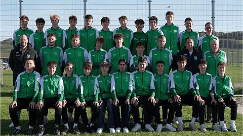 Mannschaftsfoto: B-Jugend (U17) - TV Steinheim - Saison 25/26