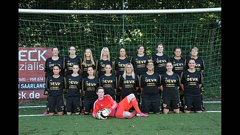 obere Reihe von links: Cindy Schönborn,Josephine Roos, Christina Noppel, Anna-Lena Schmitt, Anne Ulrich, Julia Bauer, Lisa Schuler, Susanne Klinkert, Katja Fscher
Untere Reihe von rechts: Kira Roob, Viktoria Kempf, Zeinab El-Mekdad, Nicole Theobald, Selina Kunkel, Lisa Weisdörfer, Marina Schönborn, Merve Durmaz
Torfrau: Nadine Schido