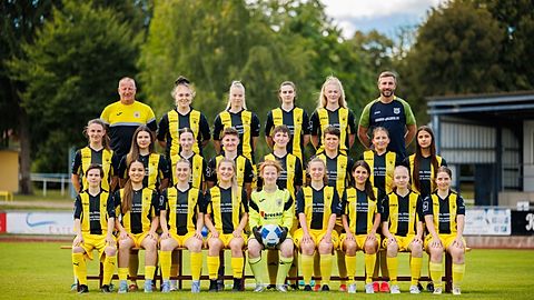 Mannschaftsfoto: Frauen - 1. Mannschaft - FC Thüringen Weida - Saison 26/27