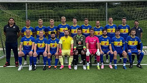 Mannschaftsfoto: Herren - 1. Mannschaft - SV Bechen 1930 - Saison 25/26