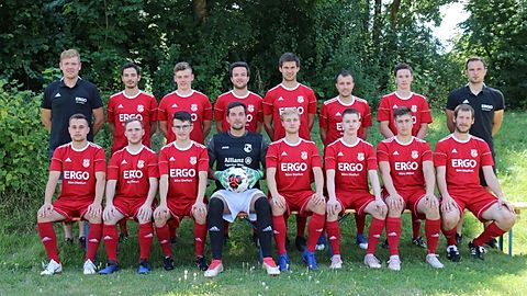Hintere Reihe von links.: Staudigl Matthias (Abteilungsleiter) Obermeier Franz, Speckner Michael, Plank Daniel, Rieger Dominik, Maier Alexander, Weigl Lukas, Baier Johannes (Trainer)
Vordere Reihe von links.: Roithner Daniel, Schwarz Christoph, Köberlein Martin, Nüssler Sebastian (Torwarttrainer), Hierl Paul, Huber Fabian, Mödl Christoph, Ochsenkühn Thomas

Es fehlen.:
Pollinger Andreas, Hartl Rainer, Mendl Jonas, Oexl Michael, Knör Julian, Gmeiner Johannes, Schoberer Simon, Götz Philip, Stiegler Moritz