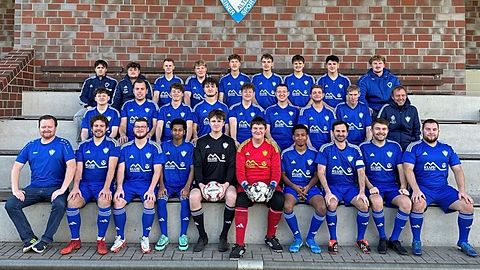 v.l.n.r. die nasseste Mannschaft des Emslands