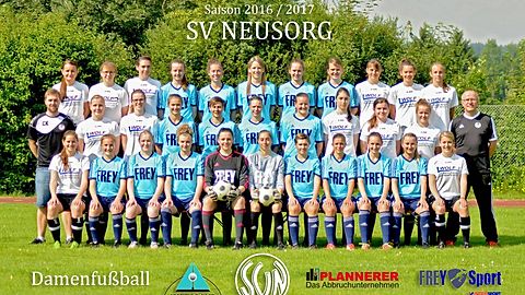 oben von links: Veigl D., König E., Zaus C., Kraus A., Biebl A., Riedl M., Popp L., Nerlich B., Lotter M., Böhm H., Kugler T.
mittig von links: Trainer König C., Harms M., Heinl T., Stich S., Friedrich A., Hasenfürter R., Graser L., Beer C., Zettl M.,Tretter L., Trainer Högl N.
unten von links: Bauer M., Hager M., Sticht A., Müller S., Bächer L., Lindner L., Dumler C., Sieber P., Günther P., Hautmann S., Stauter L.