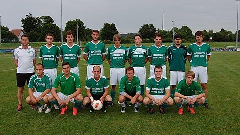 1. Reihe: Trainer Bruckbauer Hermann, Fischer Manfred, Lukas Sebastian, Wimmer Bastian, Bräu Nico, Preißl Fabian, Kröninger Peter, Canipek Aras, Schindler Andreas
2. Reihe: Merl Marco, Aljaro Capana Antonio, Übelacker Mario, Broser Stefan, Ferstl Philipp, Wilke Dennis

Es fehlen auf dem Foto:
Betreuer Schmid Eduard, Abteilungsleiter Hochmuth Thonas, Feigl Thomas, Bergbauer Daniel, Neubauer Patrick, Schwarzkönig Stephan, Bucher Florian, Hackl Sebastian