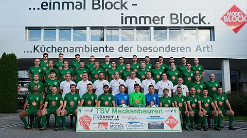 4. Reihe von li. nach re.: L. Schraivogel, N. Springer, F. Walser, R. Bießenberger, M. Romer, M. Schmitt, A. Tschirdewahn, T. Reutlinger, V. Becker, M. Serratore, L. Ochsenreiter, L. Gwinn
3. Reihe von li. nach re.: J. Lenz, P. Zagrodzki, L. Veeser, P. Scheuböck, M. Schilcher, J. Fischer, F. Kreuzer, J. Eberhard, T. Dämpfle, N. Marschall, M. Boos
2. Reihe von li. nach re.: M. Jonasson, N. Arndt, M. Hutzel (Betreuer), M. Altundal (Co-Trainer Team 1), A. Haag (Trainer Team 1), M. Müller (Sportlicher Leiter), U. Mathis (Abteilungsleiter), A. Grill (Co-Trainer Team 2), E. Guerriero (Trainer Team 2), O. Bendel (Betreuer), D. Kabelkov, M. Friedrich
Vorne von li. nach re.: O. Iwundi, M. Kienle, M. Wörner, M. Kienle, C. Yücel, Y. Keckeisen, B. Paloshi, A. Enz, N. Jansen, P. Müller, M. Fugel, M. Gehring, S. Altintas
Es fehlen: N. Bochno, T. Eisenmann, F. Fischer, H. Hinze, M. Huber, N. Kautt, K. Oberhauser (Betreuer), P. Sauter, B. Schneider, F. Schraivogel (Trainer Torhüter), P. Steglich