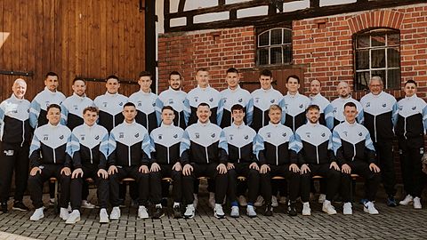 Mannschaftsfoto: Herren - 1. Mannschaft - SV Blau-Weiß Büßleben 04 - Saison 25/26