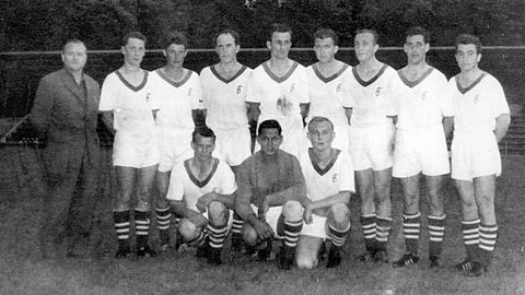 Hinten von links: Trainer Klemens Ostertag, Jürgen Kalmbach, Max Lohner, Dieter Lang, Richard Watzka, Josef Eberl, Dieter Neumann, Horst Jöckel, Karl Naß; Vorne von links: Georg Weber, Helmut Bahmann, Georg Neumann