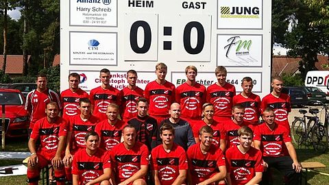 1. Reihe (v.l.):
Jan Döring, Manuel Schmidt, Lukas Lott, Ricardo Lehmann, Maik Döring

2. Reihe (v.l.):
Michael Benesch, Philipp Schulze, Kevin Schulz, Tobias Schulz, Karsten Mummert, Henry Sämisch, Jens Weichert, Marco Lehmann

3. Reihe (v.l.):
Stefan Vogt, Steffen Lehmann, René Graßmann, Sebastian Blümel, Christian Sickora, Thomas Grusenick, Christian Kettner, Kevin Utzt, Ingo Schmidt

es fehlen:
Remo Kasubke, René Vogt, Stefan Guth