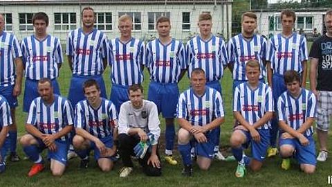 Hintere Reihe von links: Sponsor Gordon Klick, Spielertrainer Jörg Klein, Michel Bielefeld, Georg Schmidt, David Koschel, Max Bünger, Marco Kühne, Eric Seedorf, Marco Bielefeld, Abteilungsleiter Silvio Wagener, Betreuer Daniel Brochwitz
vordere Reihe von links: Jens Kämmerer, Chris Czervinsky, Tobias Wiedmann, Sebastian Riemer, Thomas Friese, Sebastian Muntau, Ronny Czekalla