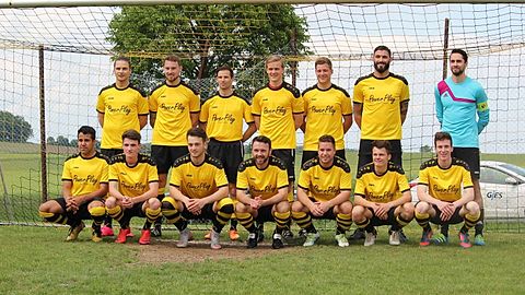 hinten von links nach rechts: Daniel Kubinecz, Fabian Musch, Michael Ziedeck, David Semmler, Patrick Ulsberger, Trainer Dennis Schneider, Arne Specht.
vorne von Links nach Rechts: Josue Manuel Baez Zapata, Mirko Trebert, Dennis Fitler, Florian Hönig, Marius Geisel, Yves Kutzschbach, Malte Rupp.

es fehlt: Thomas Gemmer Co-Trainer