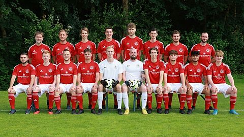 Hintere Reihe von links: Trainer Markus Schiechl, Stefan Daschinger, Christoph Eder, Domenik Guba, Patrick Tworuschka, Daniel Amann, Stefan Brust, Nico Schlaak
Vordere Reihe von links: Umutcan Üstünsoy, Julian Huith, Dennis Hummel, Ryan Philipp, Fabian Kröger, Mike Witkiewicz, Lukas Bidell, Julian Beck, Sahel Akramzade, Reese Philipp