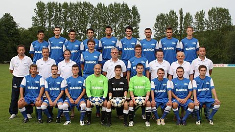unter Reihe von links nach rechts: Patrick Ackermann, Cenk Keskin, Rene Hook, Sascha Kraft, Philipp Kugler, Dominik Laudamus, Marcel Kugler, Ilker Yesilyurt, Pascal Legner

mittlere Reihe von links nach rechts: Miro Bijelic (Trainer), Dietmar Hirsch (Spa), Matthias Hilpp (Spa), Michael Ferentschik, Thilo Hook (Physiotherapeut), Ingo Baxmann, Frank Burghart (Spa), Kurt Sauter (Vorstand), Daniel Kuhmann (Spa)

obere Reihe von links nach rechts: Osman Kurucu, Fabian Kasper, Caglayan Altuntas, Nuber Artin, Domenico Muto, Nils Rapp, Valery Heidt, Florian Kradija, Dominik Hirsch