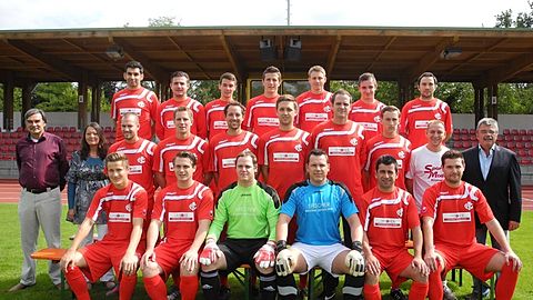 Hintere Reihe: Engin Kiziltas, Tobias Baumgärtner, Jan Dietrich, Hamza Beganovic, Nils Metzger, Marcel Fretz, Dani Covic
Mittlere Reihe: Dr. Jürgen Stoll, Ute Stoll, Kevin Jänicke, Christian Arns, Sebastian Sebök, Patrick Juchacz, Yanick Gabriel, Lukas Lamsfuß, Trainer Wolfgang Forschner, Vorstand Dr. Karlheinz Schumacher
vordere Reihe: Daniel Dammert, Dominik Titze, Norman Schimmel, Markus Höchsmann, Fatmir Halili, Marco Juchacz
Es fehlen Emre Durmus, Yannick Eckhardt, Daniel Kappner
