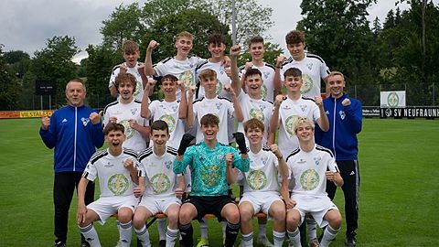 Mannschaftsfoto: A-Jugend (U19) - SV Neufraunhofen - Saison 25/26