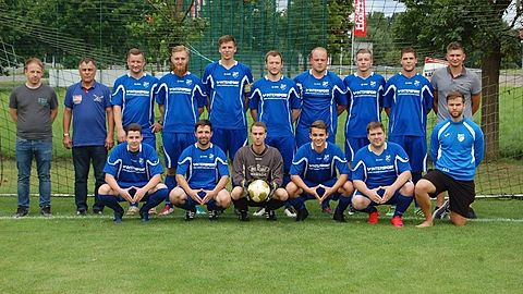 hinten von links: Böttcher, Pohle, Peglow, Girke, Krüger, Vetter,  
                  Jakubitz, Schmidtbauer, Wiedemann, L. Bubner
vorn von links:   Schularick, Siewert, Schmidt, J. Bubner, Schwietzer,
                  Pöschick