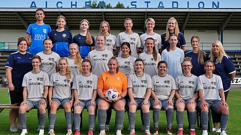 Mannschaftsfoto: Frauen - 1. Mannschaft - SpVgg Ebermannsdorf - Saison 26/27