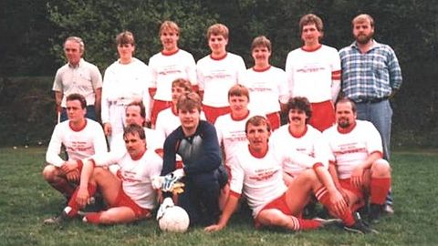 Helmut Bernhardt, Axel Sartor, Uwe Quitter, Oliver Siebert, Kurt Becker, Hansi Strauß, Gerhard Gehrmann, Uwe Schaumburg, Bernd Quitter, Michael Kuchenbecker, Andreas Kruck, Andreas Keller, Helmut Dietrich, Peter Rißler, Martin Kruck, Harald Löber