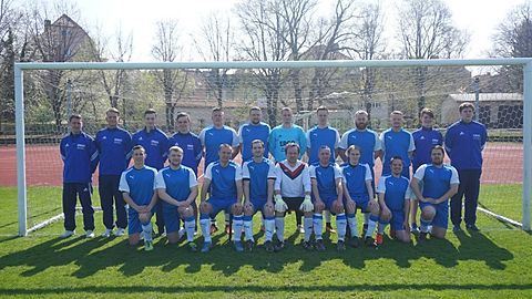 Hintere Reihe v.L.:  Tony Schwarzenau (Trainer), Martin Pücker, Maximilian Groh, Franz Lehmann, Sebastian Pfeifer, Andre Mikuta, Marek Böhm, Stefan David, Toni Henke, Patrick Holecék, Marvin Metze

Vordere Reihe v.L.: Martin Stiller, Philipp Bernhardt, Nico Teubert (Trainer), Martin Krummrich, Michael Wenk, Steffen Bahr (C), Rene Große, Rene Heinze, Sebastian Jauß

Es fehlen.: André Schlicke, Christian Murlowsky, Jörg Schmidt, Maximilian Geyer,