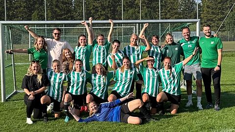 Mannschaftsfoto: Frauen - 1. Mannschaft - SV Riedmoos - Saison 25/26