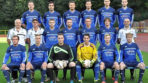 Hinten v.l.:  Moritz Vollkommer, Morteza Avtabi Gilavan, Oliver Esch, Kemil Hasecic, Jan Baudner, Thomas Hammer 
Mitte v.l.:  Betreuer Michael Söster,  Trainer Oliver Henrichs, Mike Herresthal, Eric Jacoby, Fabian Herrig, Pascal Fahl, Co-Trainer Erdem Sazak  
Vorne v.l.:   Sven Guthmann, Tom Richter, Luca Stern, Florian Gottlieb, Daniel Grischov, Jan Götze