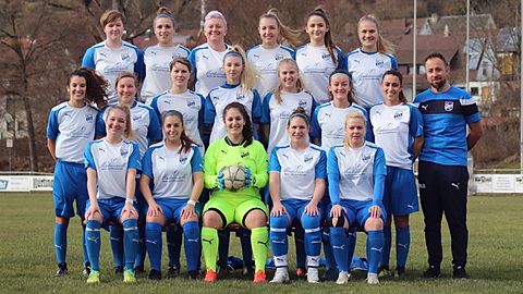 Hinten von links nach rechts: Laura Salzer, Stefanie Veit, Sandra Grill, Nina Meixner, Aulona Ashani, Jule Bieber Mitte von links nach rechts: Melisa Vural, Sarah Twardoch, Saskia Willemsen, Nina Schmid, Ellen Doering, Fabienne Fay, Laura Mollo, Trainer Mete Duman Vorne von links nach rechts: Cecilia Mauthe, Stella Endlicher, Sofia Papadopoulou, Ann-Kathrin Renner, Co-Spielertrainerin Melissa Morgenthaler

Es fehlen: Anika Maisch, Gina Teschner, Franziska Bayer, Eva-Maria Pilicic, Sheila Sezer, Saskia Strähle, Lena Urbanitsch