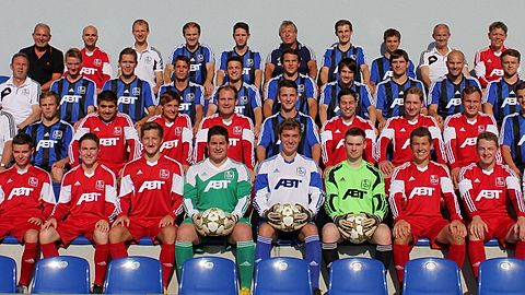 Mit diesem Kader startet der VfB Durach in die neue Saison in der Landesliga Südwest und der Kreisklasse Allgäu 4.