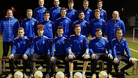 14.Dez.2016 es fehlen Justin Mausbach / Niklas Engels / Yones Ali Asghari