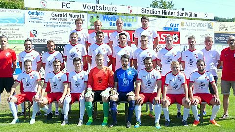 Hinten.v.L.: Adrian Gut, Marco Hammer, Michael Scholz, Benjamin Vogt, 
Mitte.v.L.: Rainer Hinterseh (Trainer), Ricardo Jakob, Fabian Zeller, Max Klaus, Jonas Schmidt, Pascal Baumer, Florian Weber, Simon Bürkin, Rafael Gut, Holger Salbach (1. Vorsitzender), Jörg Baumer (Spielausschuss)
Vorne.v.L.: Moritz Weber, Marc Wolf, Michael Derr, Kai Meyer, Marlon Oleschko, Florian Löffler, Jonas Brenner, Kevin Engist
Es fehlen: Lauri Bleyer, Janick Durm, Elias Galli, Nikolas Gut, Georg Häßig, Friedrich Keller, Patrick Klingenmeier, Maximilian König, Ruben Resing, Dominik Sacherer, Marian Schneider, Sven Schneider, Dennys Segebarth, Marco Segebarth, Tim Segebarth, Louis Stadler, Marvin Strub, Lukas Wagner, Andreas Ziegler