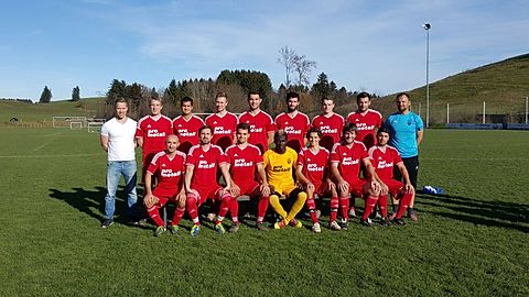 Erste Mannschaft Saison 2015/2016
Es fehlen: Florian Maldoner, Onur Tuna, Maximilian Braun, Jakob Jung
