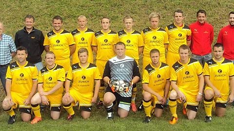 Hinten v. l. n. r.: 1. Vorstand Robert Pangratz, Trainer Georg Bieringer, Andreas Hofbauer, Daniel Sigl,  2. Kapitän Alexander Oberbruckner, Matthias Riepl, Josef Zehentner, 1. Kapitän Felix Sinnhoefer, Georg Eichschmid, Martin Geiger

Vorne v. l. n. r.: Thomas Federholzner, Andreas Schachtner, Michael Huber, Florian Frankiw, Dominik Köck, Martin Klement, Pavel Havlicek

Es fehlen: Tobias Eichinger, Andreas Marton, Franz Riepl