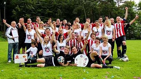 Meisterfoto beim Auswärtssieg in Zimmersrode!