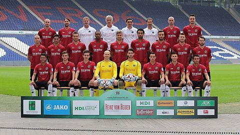 first row (L-R), Leonardo Bittencourt, Tim Dierßen, Valmir Sulejmani, Markus Miller, Samuel Radlinger, Edgar Prib, Vladimir Rankovic, Manuel Schmiedebach, second row (L-R), Jan Schlaudraff, Lars Stindl, Artur Sobiech, Marcelo, Stefan Thesker, Felipe, Kenan Karaman, Sebastien Pocognoli, Szabolcs Huszti, third row (L-R), Leon Andreasen, Christian Schulz, Jorg Sievers, Xaver Zembrod, coach Tayfun Korkut, Julen Masach, Christian Schulz and Joselu