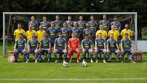 oben: REITZ/SCHÄFER/EINERTSHOFER/SAHINER/SCHUHMANN/BÜRGER/SCHRÖDER/DIEING
mitte: LUTTER/HALSCHEIDT/DRESSEL/DÖHLER/SCHARPF/FRANK/PROBST/REICHENBACH/SCHNELL/HELD
unten: FUCHS/THURNER/DIERICH/ANGERMAIER/RISSE/RENNER/PETERS/GREINER/BÖHMLÄNDER