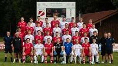 Mannschaftsfoto: Frauen - 1. Mannschaft - SV Saaldorf  - Saison 25/26