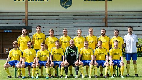 h.v.l.  Dennis Castro Santalla, Klaus Bähr, Christian Karl, Philipp Kube, Patrick Ottiger, Teó Rühlmann, Sebastian Peter, Abtlg.leiter Frank Stippl, Trainer André David
u.v.l. Tobias Meisl, Johannes Steininger, Marco Gutmann, Christian Naßl, Alessandro Szczepurek, Tobias Bogenhauser, Stefan Naßl, Daniel Callsen
es fehlt: Matthias Völz, Martin Naßl