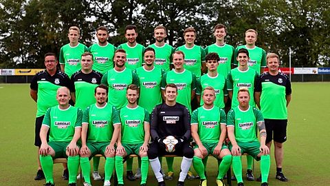 oben v.l.n.r.: Daniel Hudalla, Christopher Wiese, Christopher Heibrok, Marcel Spitzer, Lars Riedenklau, Joshua Wittgrebe, Marc-Oliver Brames. 
mittig v.l.n.r.: Oliver Brinkmann (Trainer), Daniel Wittmann, Kai Koch, Philipp Krömer, Henrik Kollmeyer, Dennis Tuna, Niels Herrmann, Sebastian Schling (Co-Trainer). 
unten v.l.n.r.: Marvin Wellhausen, Matthias Schulz, Niklas Thews, Jannik Krüger, Nico Fietzeck, Oliver Schiller