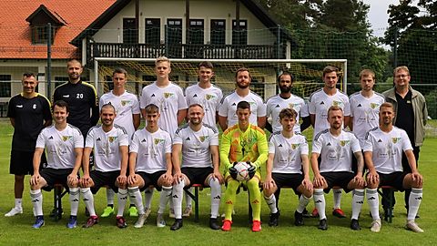 Mannschaftsfoto: Herren - 1. Mannschaft - DJK Seugast - Saison 25/26