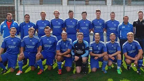 hinten v. links: Abteilungsleiter Norman Werner, Trainer Jürgen Hepp, Patrick Kloos, Sven Bahrenburg, Martin Fieseler, Johannes Jehle, Timo Birk, Daniel Schmidberger, Trainer Rolf Sauter, Axel Andres

vorne v. links: Max Riedle, Markus Hensler, Christoph Kehrle, Frank Härle, Josef Gleinser, Raphael Schmidberger, Maximilian Birk, Markus Mohr