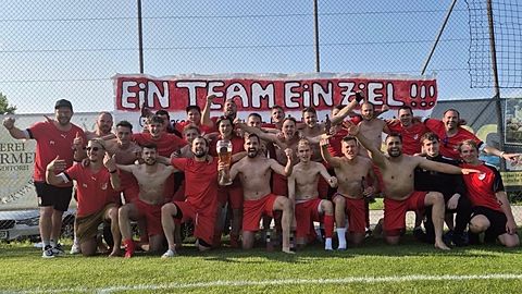 Mannschaftsfoto: Herren - 1. Mannschaft - TV Feldkirchen - Saison 25/26
