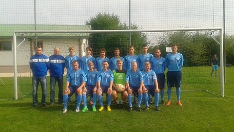 stehend v.l. Trainer sebastian Lapai, Mannschaftsmanager Joachim Werner, Michael Simnacher, Roman Sraj, Lukas Kühne, Andy Ehrsam, Alexander Wiedersatz, Kostas, Markus Möhler, Matthias Zschapa
sitzend v.l. Michel Brunner, Robin Vetterle, Peter Herzgsell, Benjamin Schierz, Rene Wohlgemuth, Patrick Baier