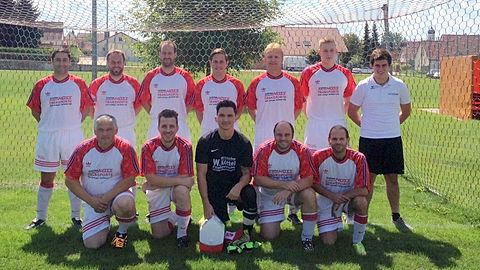 obere Reihe: Bestlter Toboas, Miehle Bernhard, Streitel Max, Mahler Dominik, Kempter Roland, Buck Pascal, Brutscher Franz
untere Reihe: Brutscher Walter, Göppel Bernhard, Kraus Christoph, Spieler-Trainer Spahn Stefan, Glade Martin

Es fehlen: Dudas Dennis, Vogele Matthias, Stocker Uwe, Christel Helmut, Grüner Hermann, Mahler Hubertus, Bartenschlager Matthias