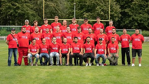 Hintere Reihe:
Denis Blak, Pierre Kotre, Enrico Raab, Nico Andres, René Hümner, Enrico Roß, Alvani Heinen, Ben Schabler, Stefan Striehl
Mittlere Reihe :
Torsten Scharf, Tobias Christoph Weyl, Jean Pierre Reymann, Felix Wolf, Jan Lattschar, Paul Weiss, Maximilian Knieling, Manuel Ruta, Richard Schäfer, Dennis Armbrüster, Salman Ciro, Marino Scheffel
Vordere Reihe:
Mario Huiss, Stephen Renner, Maximilian Weiss, Adem Ramiz, Ahmad Abohassan, Khaled Atila, Mazen Dia