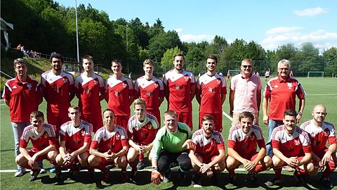 Obere Reihe von links: Brill Georg (Betreuer), Schug, Dillon, Spengler Christian, Schlotterbeck Thorsten, Riefer Maximilian, Nüsslein Jannik, Groß Maximilian, Pesch Roland (Trainer), Wilhelm Peter (Betreuer)

Untere Reihe von links: Wilhelm Alexander, Wagner Florian, Klee Christian, Böning Oliver, Klassen Christian, Rauber Frederik, Hoffmann Markus, Trapp Julian, Fanz Fabian