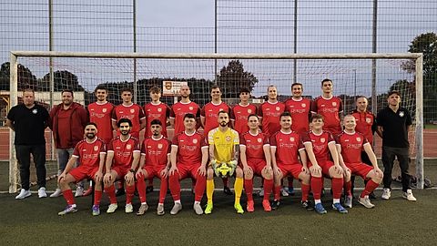 untere Reihe: Alan Sido, Berkat Baran, Sinan Ürün, Kilian Ingenfeld, David Tibulski, Louis Witt, Finn Albers, Lars Bölting, Tobias Hünnekes.

hintere Reihe: Trikotsponsor Tom Albers, sportlicher Leiter Patrick Mader, Tim Epkenhaus, Maximilian von Quistrop, Lukas Aengeneyndt, Maximilian Kolny, Lars Rölver, Lukas Rauschnik, Niko Ten Elsen, Thomas Schlaghecken, Ben Hermsen, Cheftrainer Dirk Friedhof, Trikotsponsor Jan Albers.

Es fehlen: Co-Trainer Jens Hegmann, Betreuer Werner Peters, Luca Hendess, Rene Hernes, Sebastian Rixen, Joshua von der Linden, Marvin Vink, Yannick Weckwerth, Kristian Dujmovic, Kay Colmsee, Benedikt Dreher, Kemal Sürücü, Ole Walther, Marcel Schabram, Leon Kartheuser, Simon Heekeren, Laurens-York Werner, Lennard Terhoeven, Robert Kaiser.