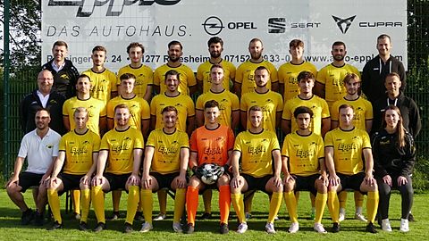 h.v.l. sportl. Leiter Hans Müller, Patrick Prinz, Michael Sioumbouras, Emre Yilmaz, Murat Tekeli, Gianluca Buchholz, Tim Decker, Okan Gürbüz, Co-Trainer Marcel Miller
m.v.l. Abteilungsleiter Jochen Walter, Angelos Potsis, Andreas Felger, Gökhan Utku, Leon Issler, Lucas Gutscher, Yannick Lübcke, Jakob Kilper, Trainer Björn Wenninger
v.v.l. 2. Abteilungsleiter Stefan Rapp, Mike Martin, Philipp Pajda, Marc Zieger, Felix Pohle, Co-Trainer Sebastian Kohler, Patrick Ptacek, Joas Rau, Physiotherapeutin Selina Pubrl
es fehlen: Helmut Baumann, Manuel Bayer, Noel Tisch, Elias Hartacis, Pascal Manes, Betreuer Johann Müller