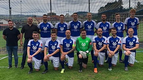 Mannschaftsbild der SG Aulatal vor dem Heimspiel gegen RSV Petersberg am 27.09.2021 in Kirchheim.